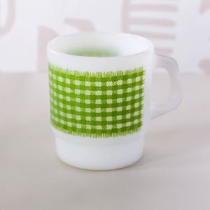 Vintage gingham mug